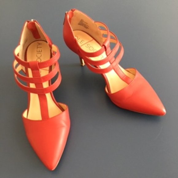 red leather pumps mid heel